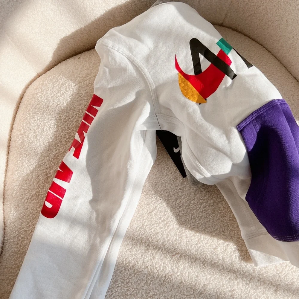 Nike kids hoody (used) - Picture 5 of 6